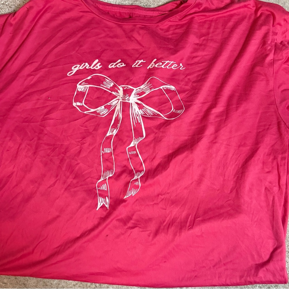 Women’s Pink Graphic Tee